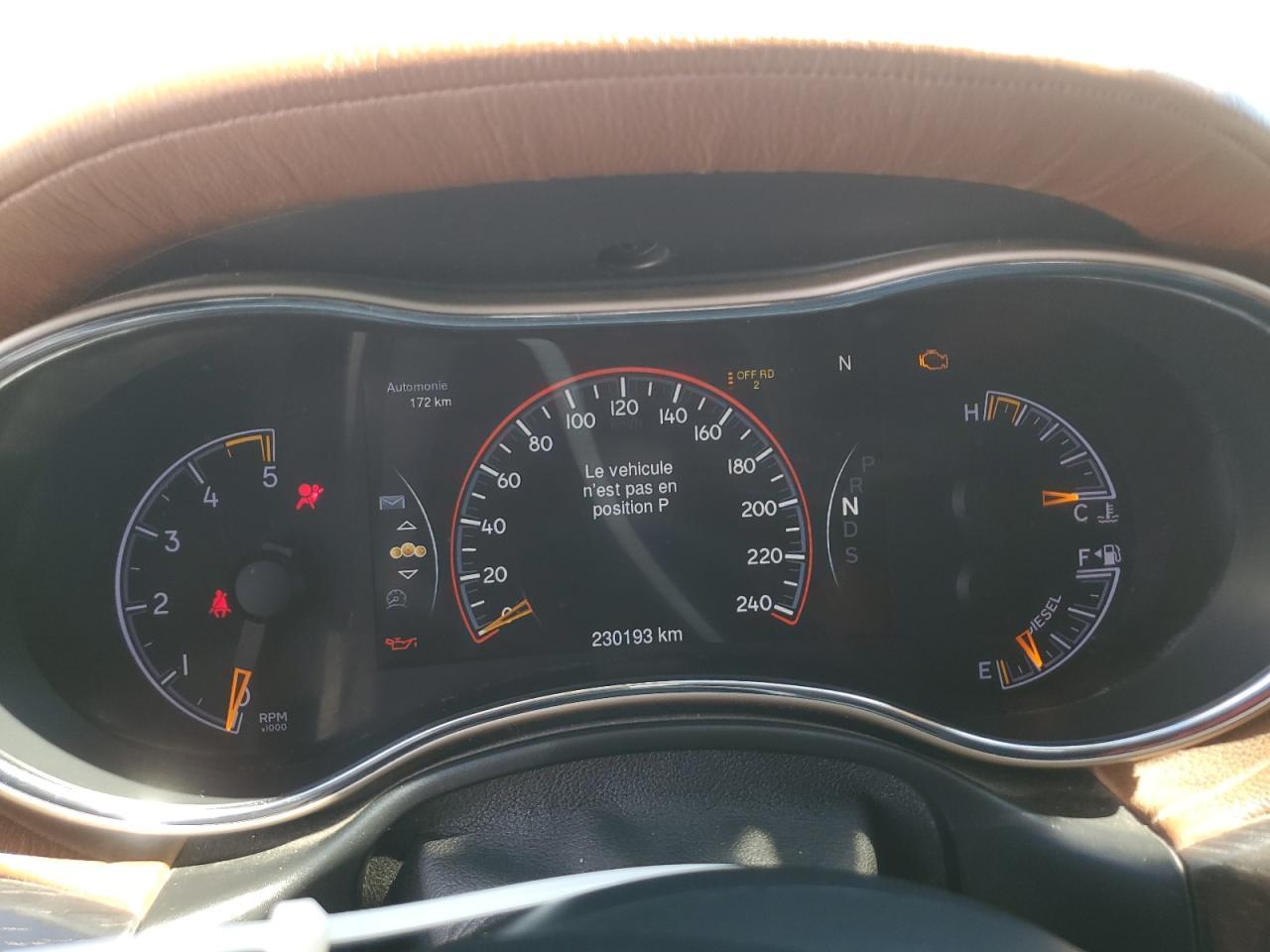 2015 Jeep Grand Cherokee Summit - zdjęcie 9