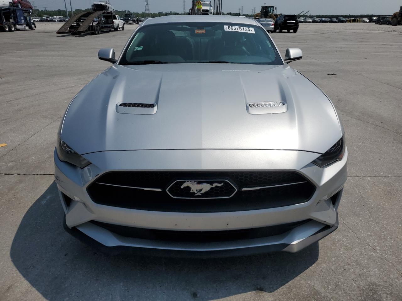 2019 Ford Mustang - zdjęcie 5