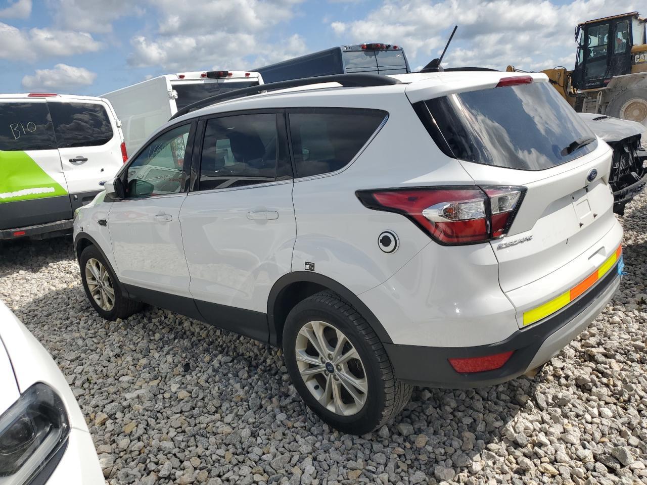 2018 Ford Escape Sel - zdjęcie 2