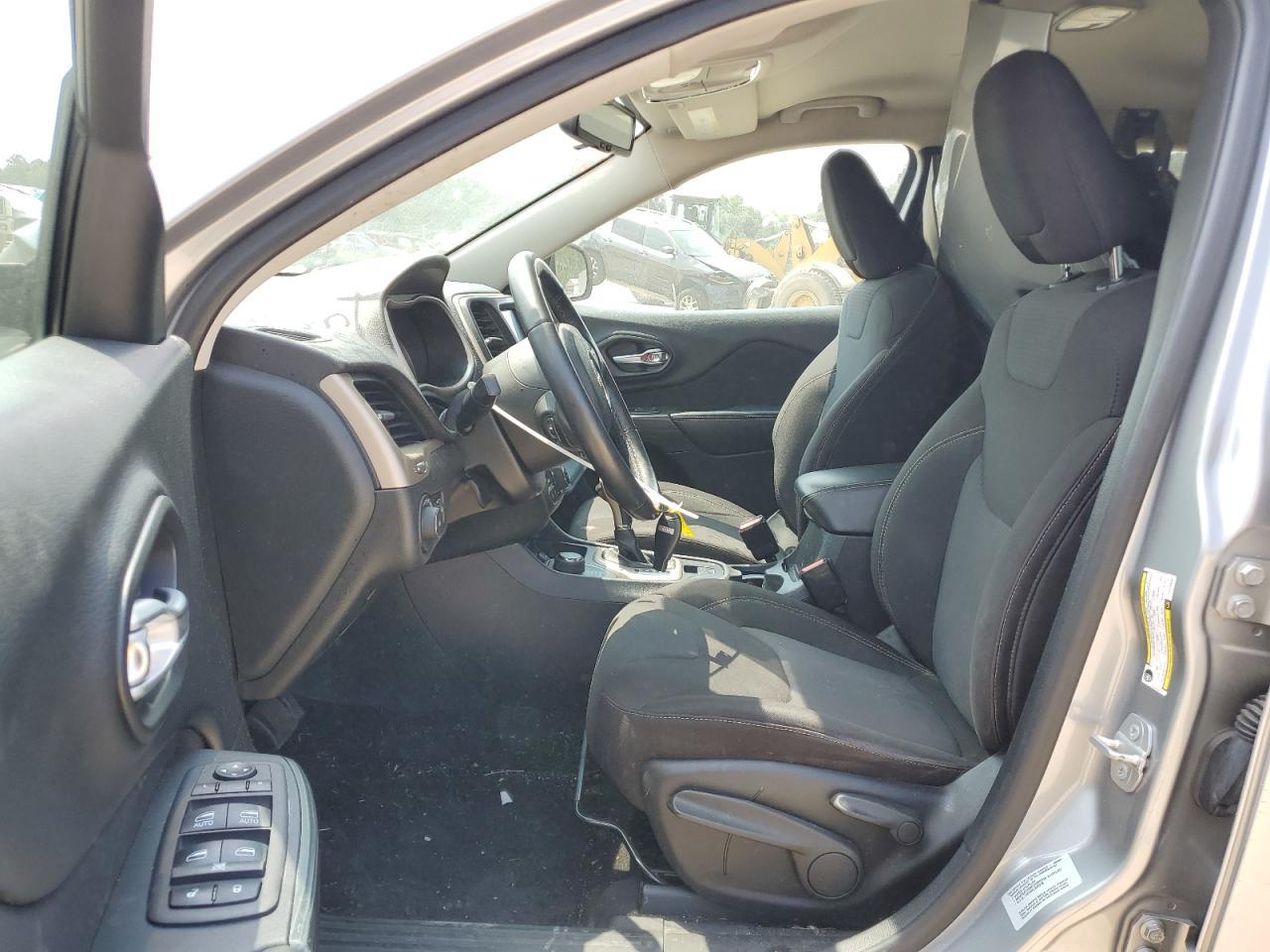 2015 Jeep Cherokee Latitude - zdjęcie 7