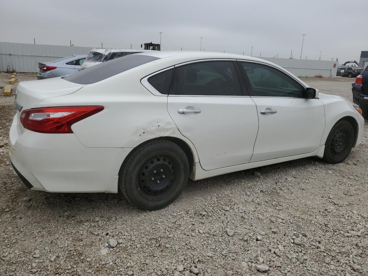 2016 Nissan Altima 2.5 - zdjęcie 3