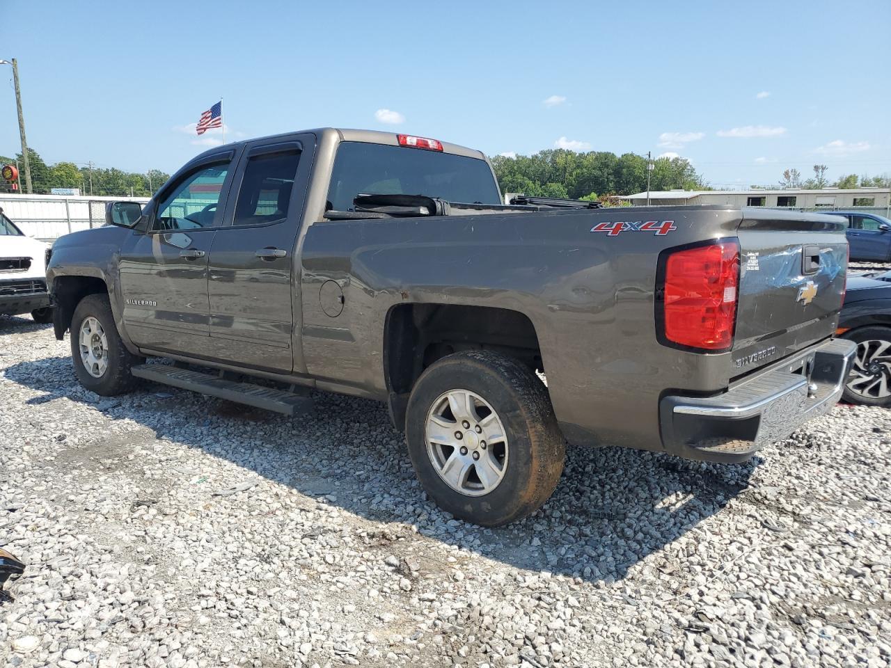 2015 Chevrolet Silverado K1500 Lt - zdjęcie 2