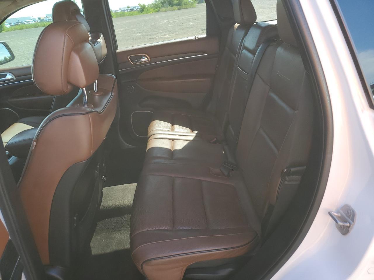 2015 Jeep Grand Cherokee Summit - zdjęcie 10