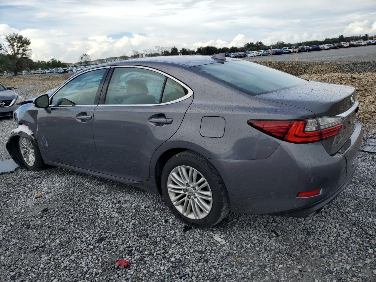 2017 Lexus ES - zdjęcie 2
