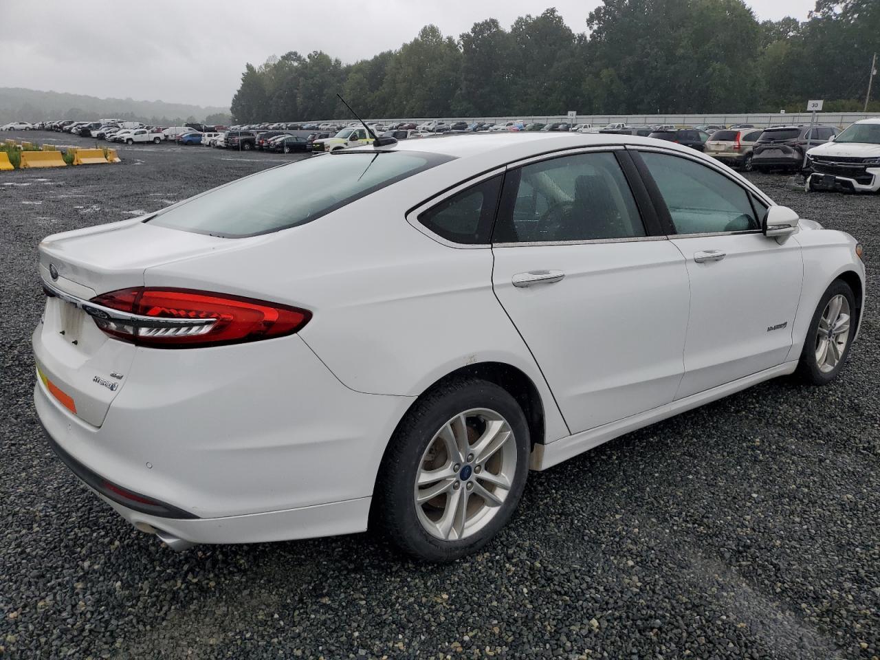 2018 Ford Fusion Se Hybrid - zdjęcie 3