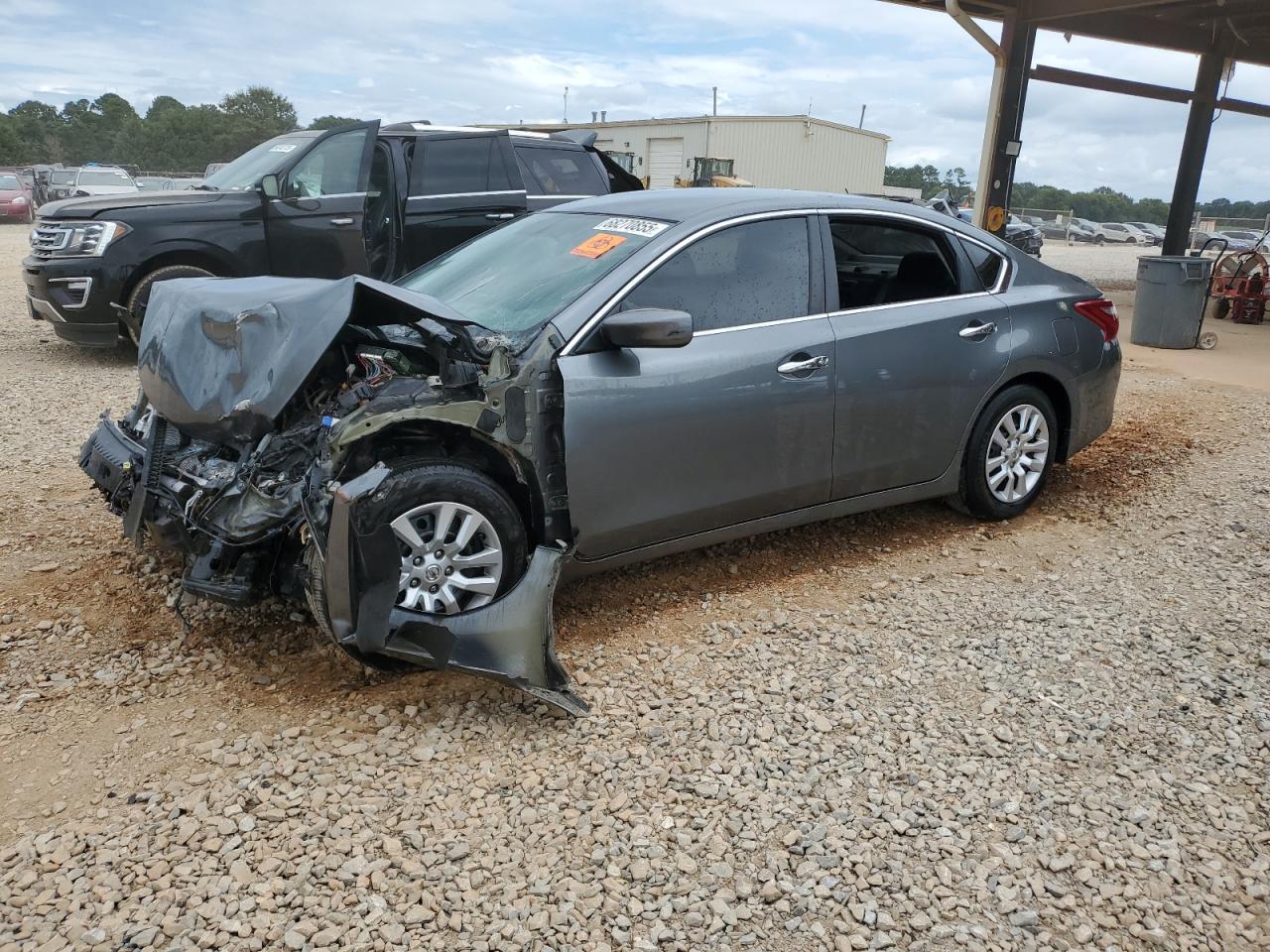 2018 Nissan Altima 2.5 - zdjęcie główne