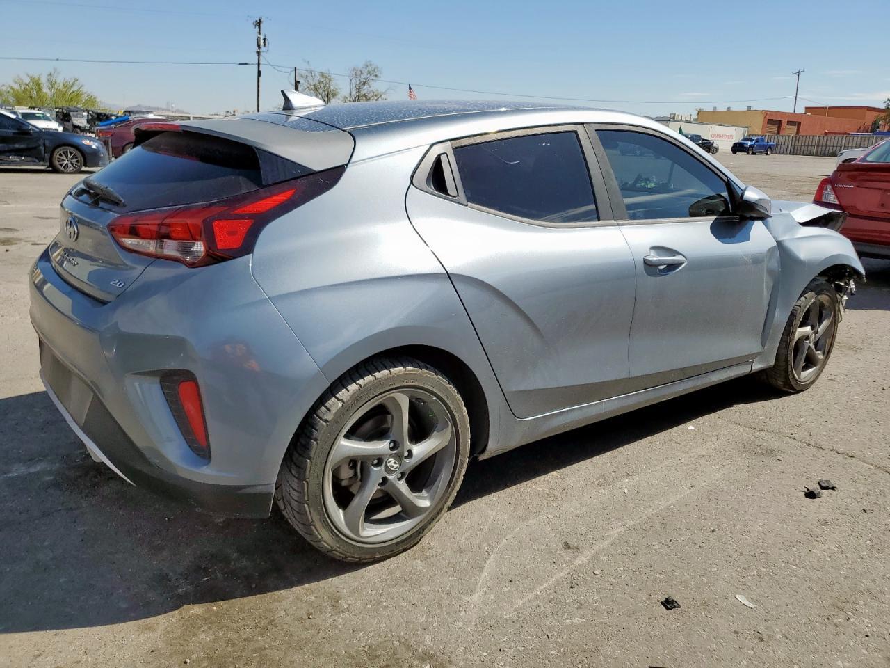 Hyundai Veloster - zdjęcie 3