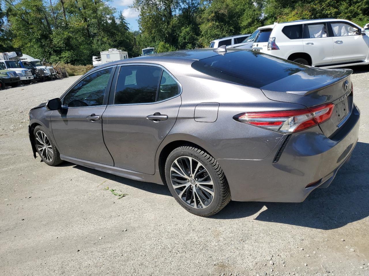 2019 Toyota Camry L - zdjęcie 2