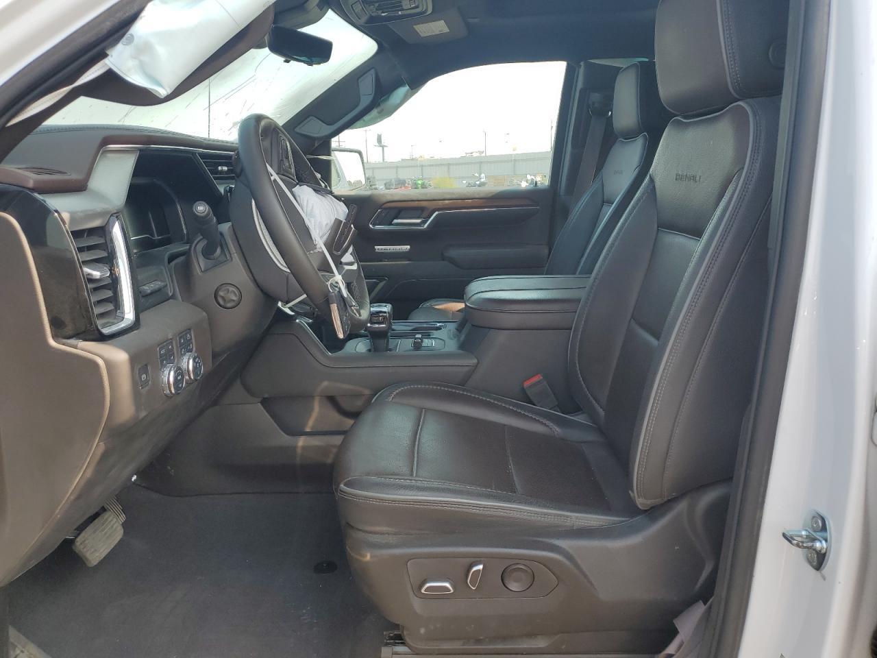 2023 GMC Sierra K1500 Denali - zdjęcie 7