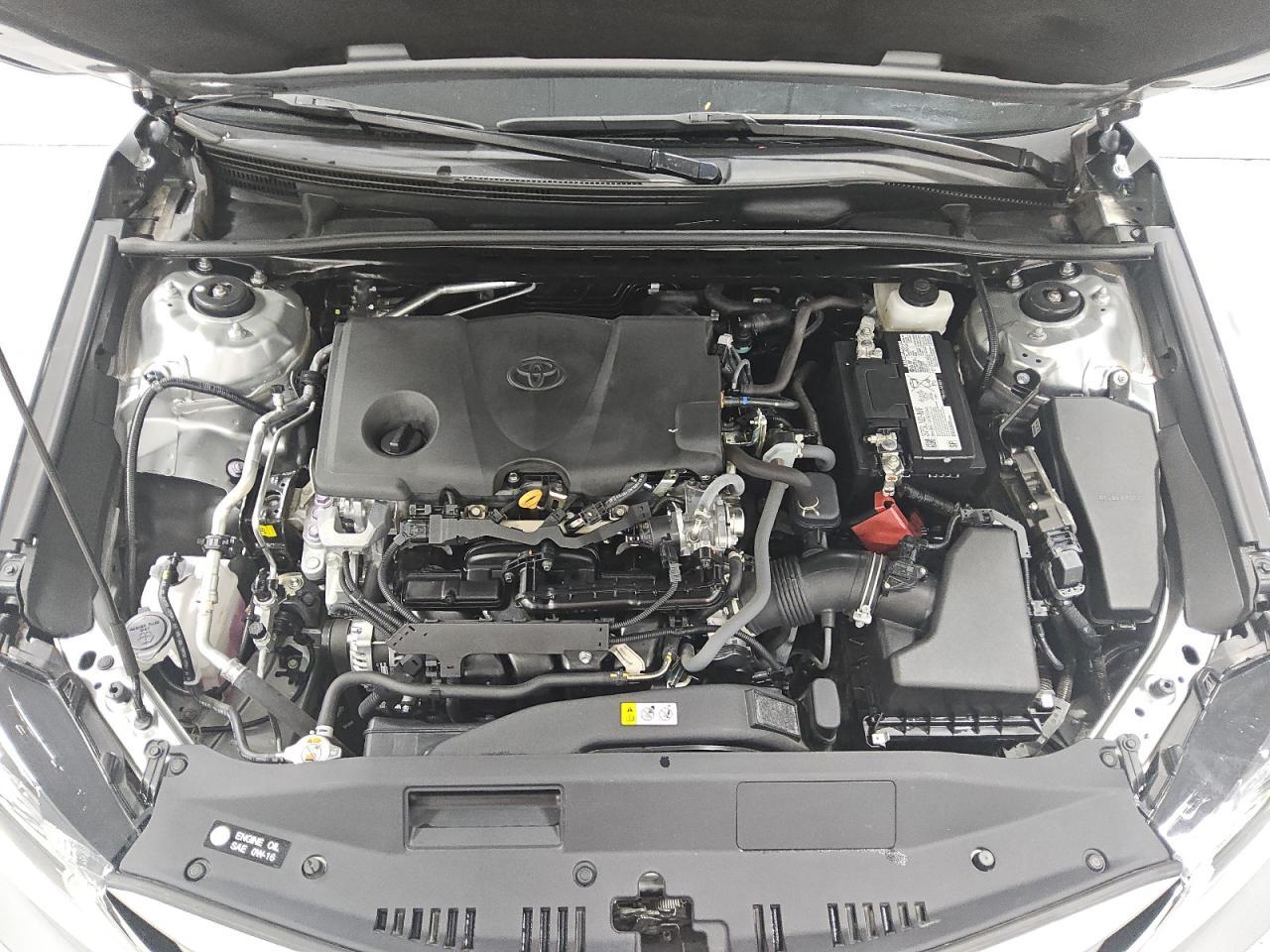 2024 Toyota Camry - zdjęcie 11