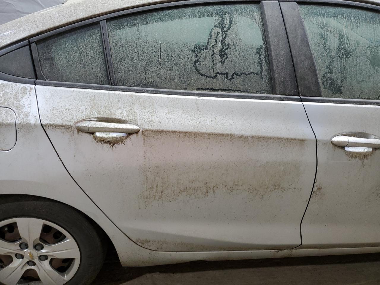 2017 Chevrolet Cruze Ls - zdjęcie 10