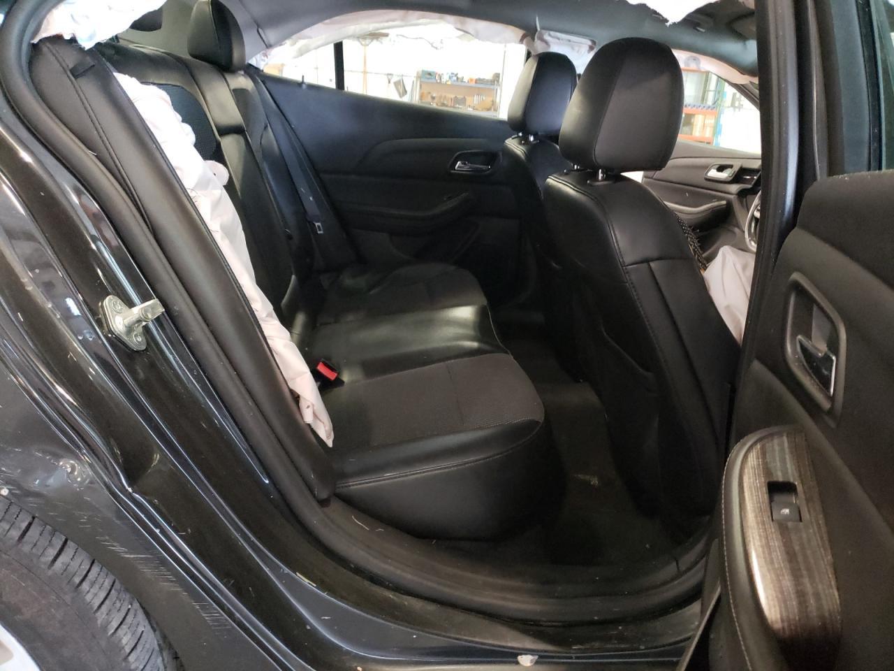 2015 Chevrolet Malibu 2Lt - zdjęcie 10