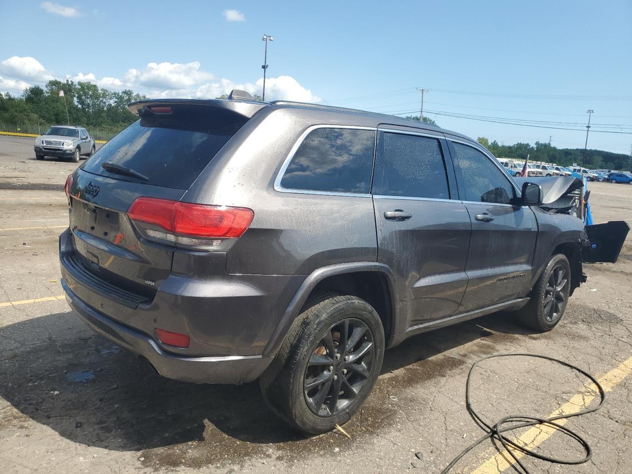 2015 Jeep Grand Cherokee Laredo - zdjęcie 3