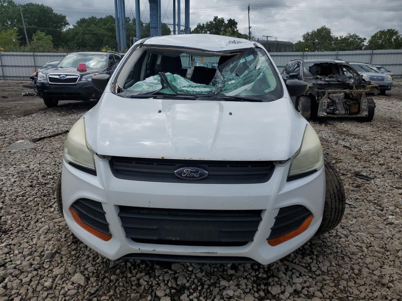 2015 Ford Escape S - zdjęcie 5