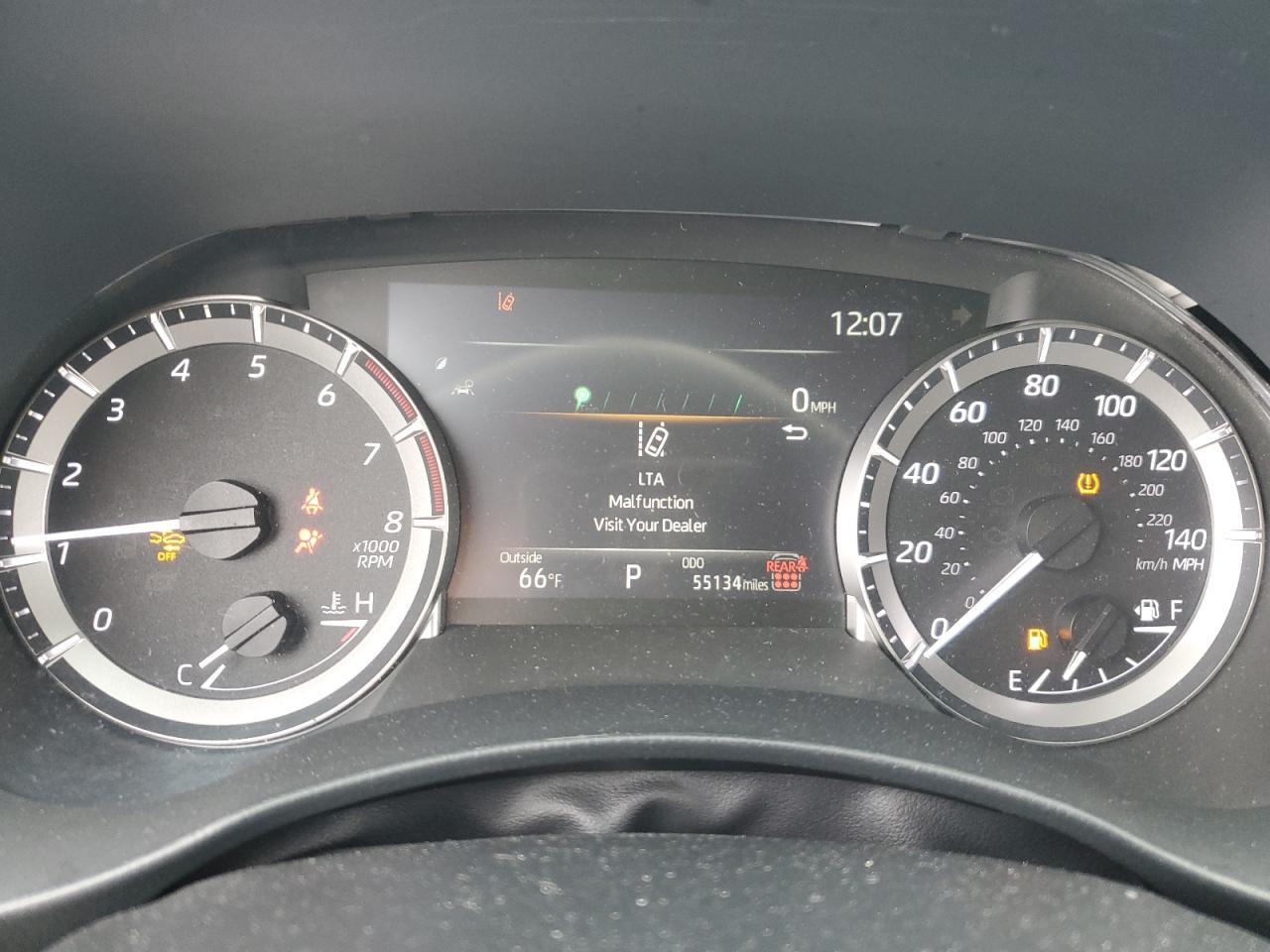 2024 Toyota Highlander Le - zdjęcie 9