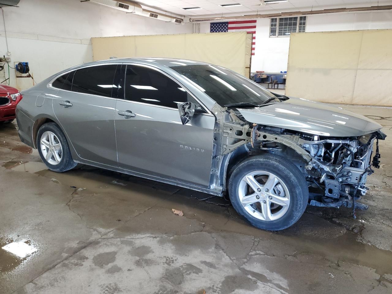 2024 Chevrolet Malibu Lt - zdjęcie 4