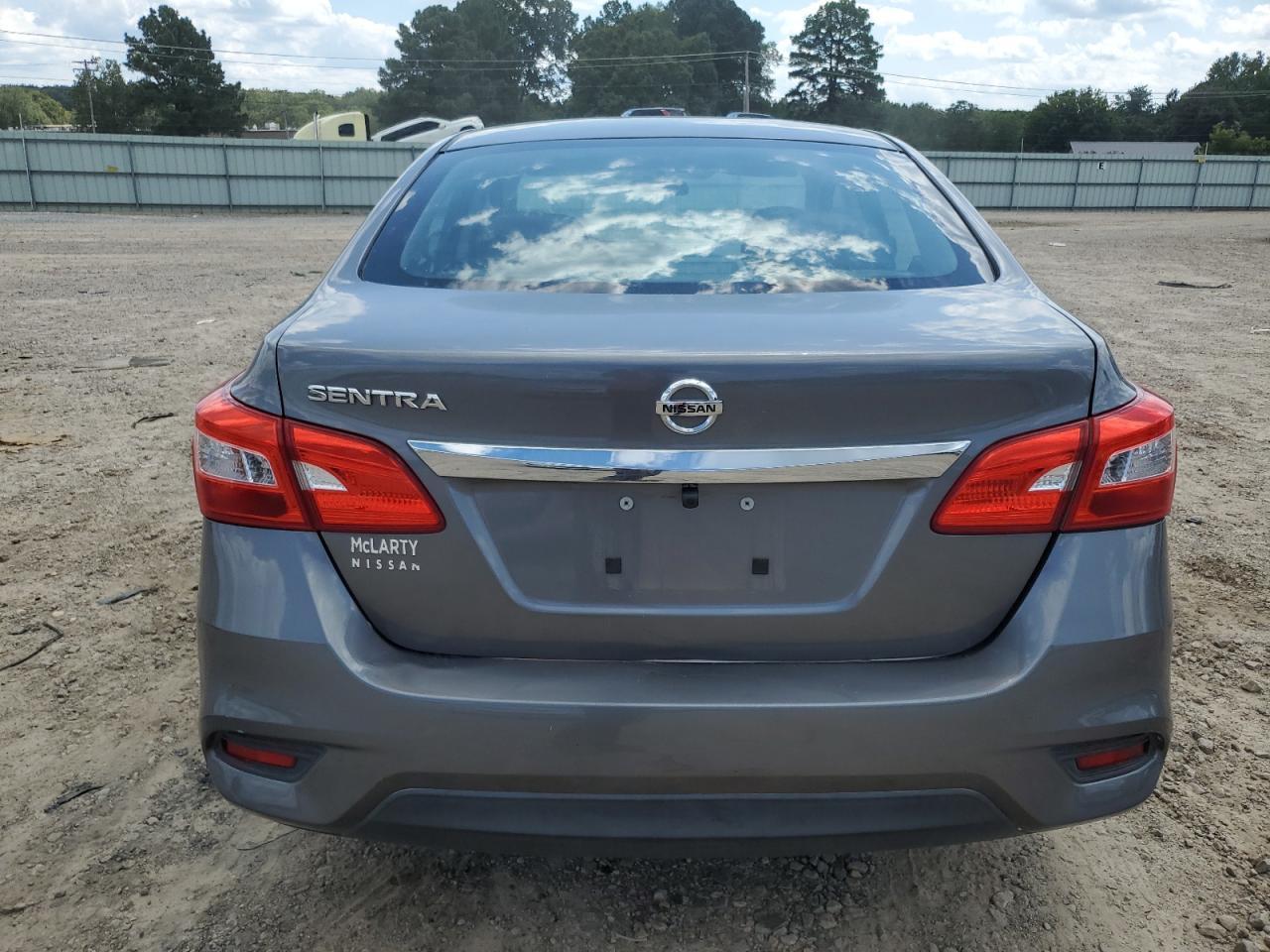 2016 Nissan Sentra S - zdjęcie 6