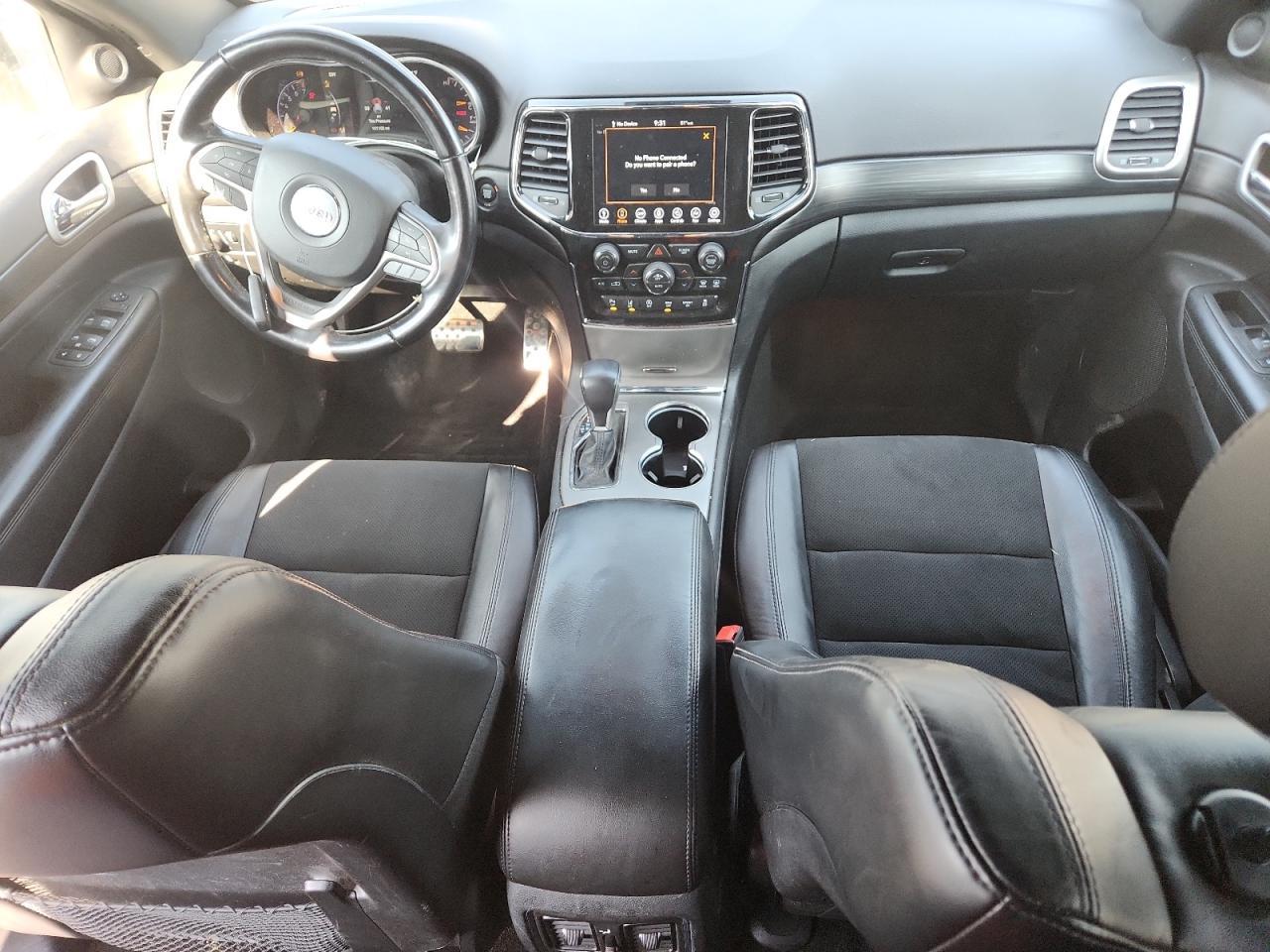 2021 Jeep Grand Cherokee Laredo - zdjęcie 8