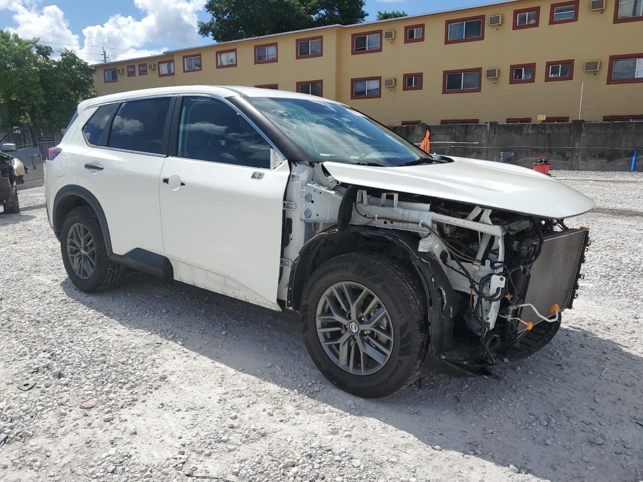 2021 Nissan Rogue S - zdjęcie 4