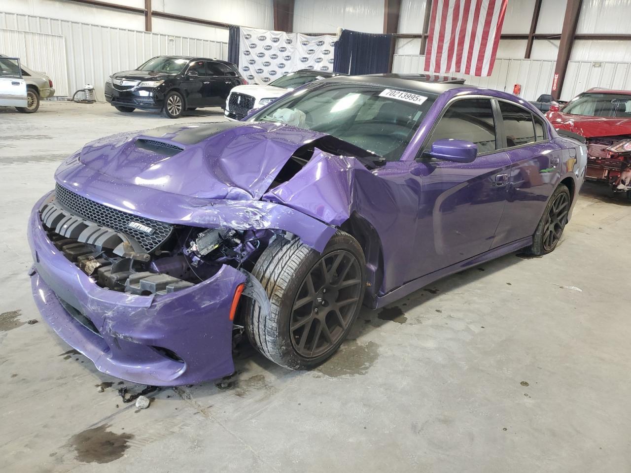 2019 Dodge Charger R/T - zdjęcie główne