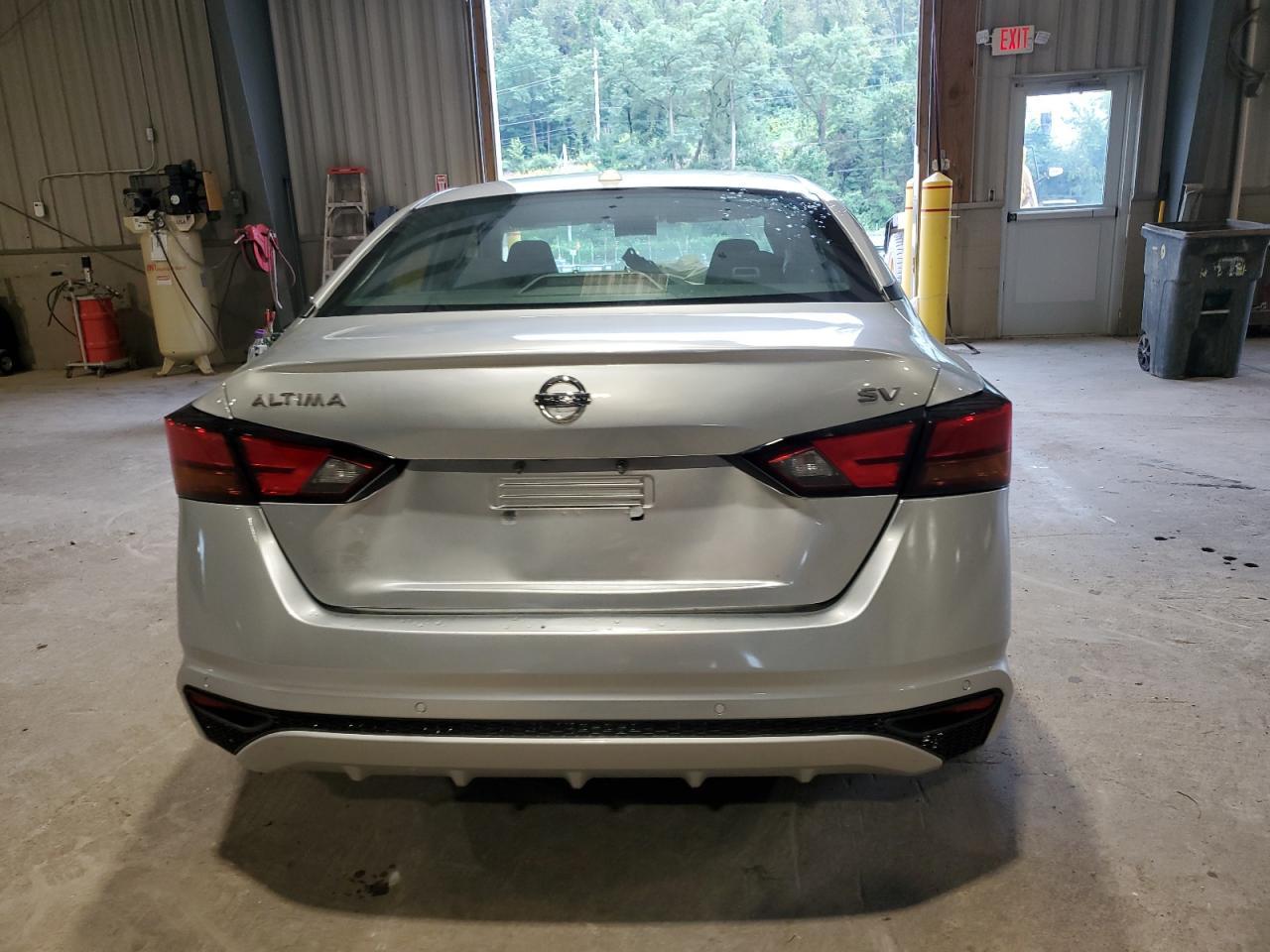 2024 Nissan Altima Sv - zdjęcie 6