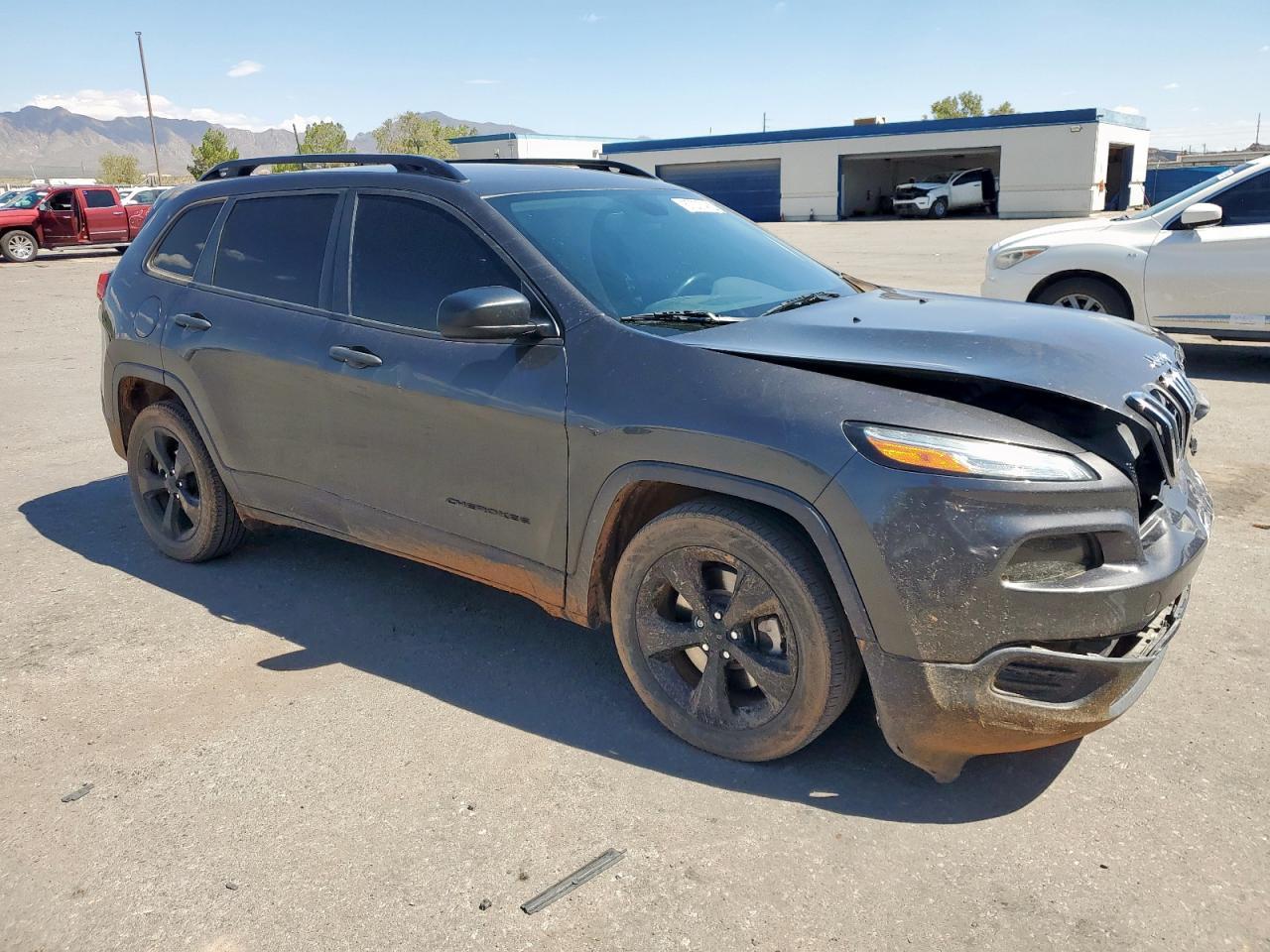 2017 Jeep Cherokee Sport - zdjęcie 4