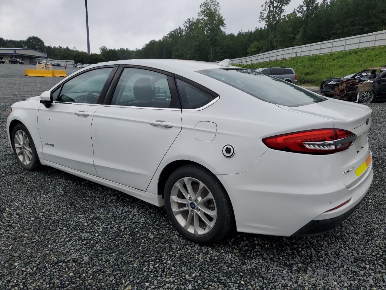 2019 Ford Fusion Se - zdjęcie 2
