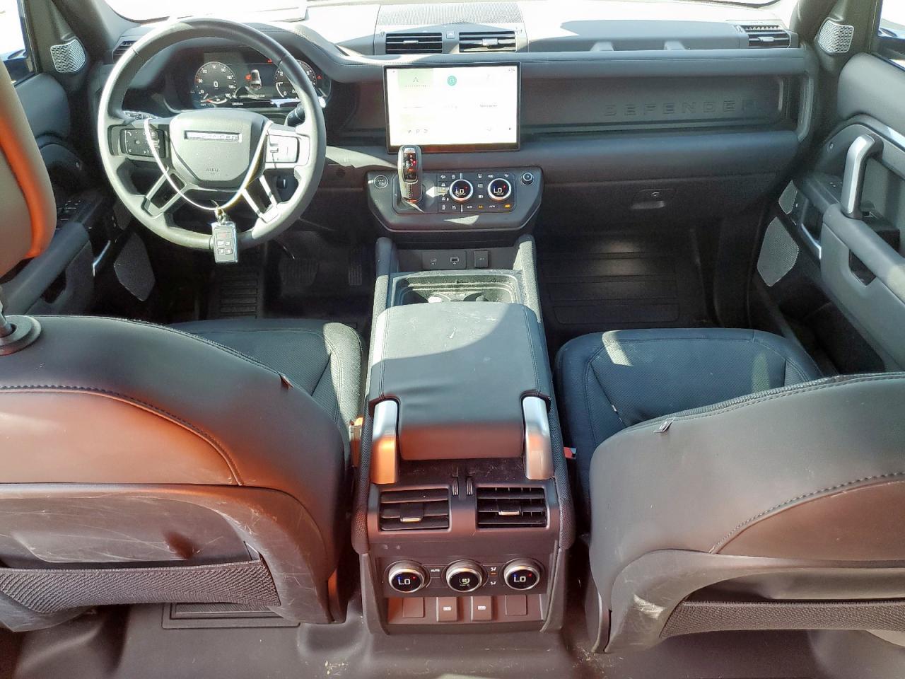 2024 Land Rover Defender 130 Outbound - zdjęcie 8
