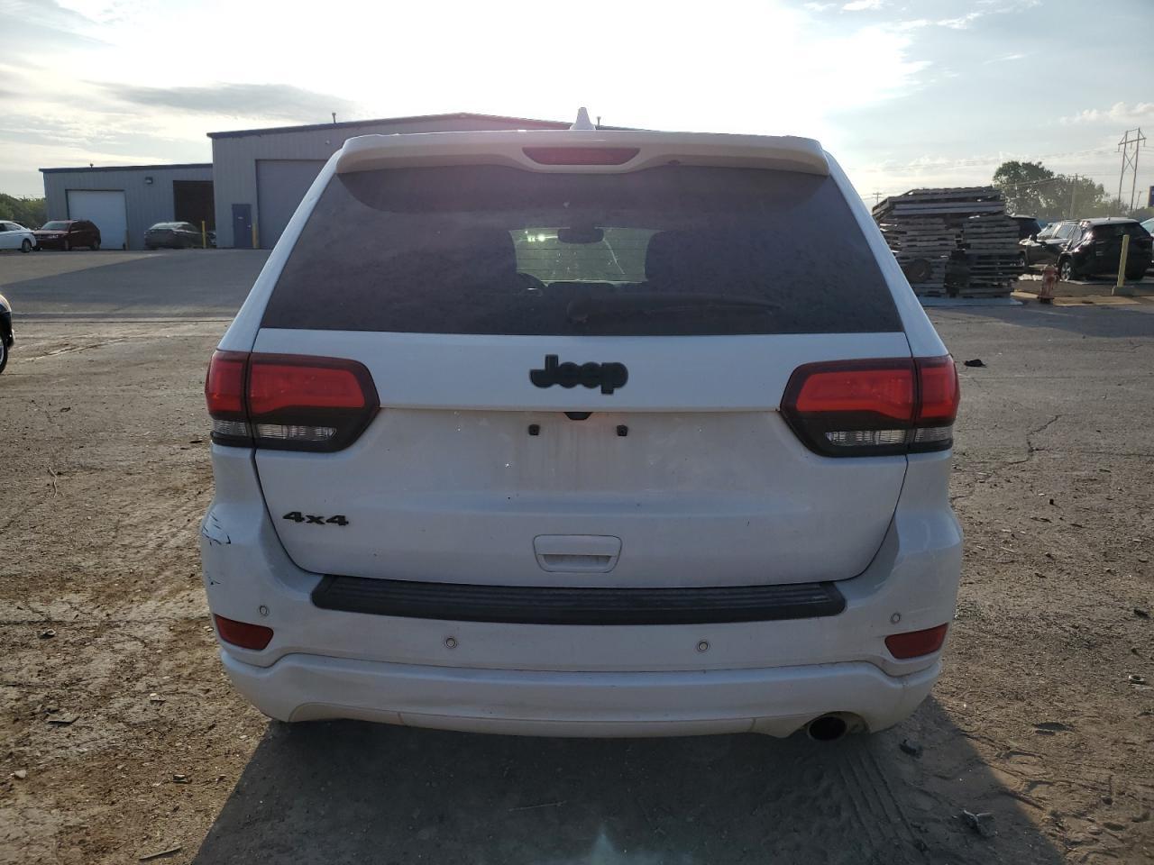 2019 Jeep Grand Cherokee Laredo - zdjęcie 6