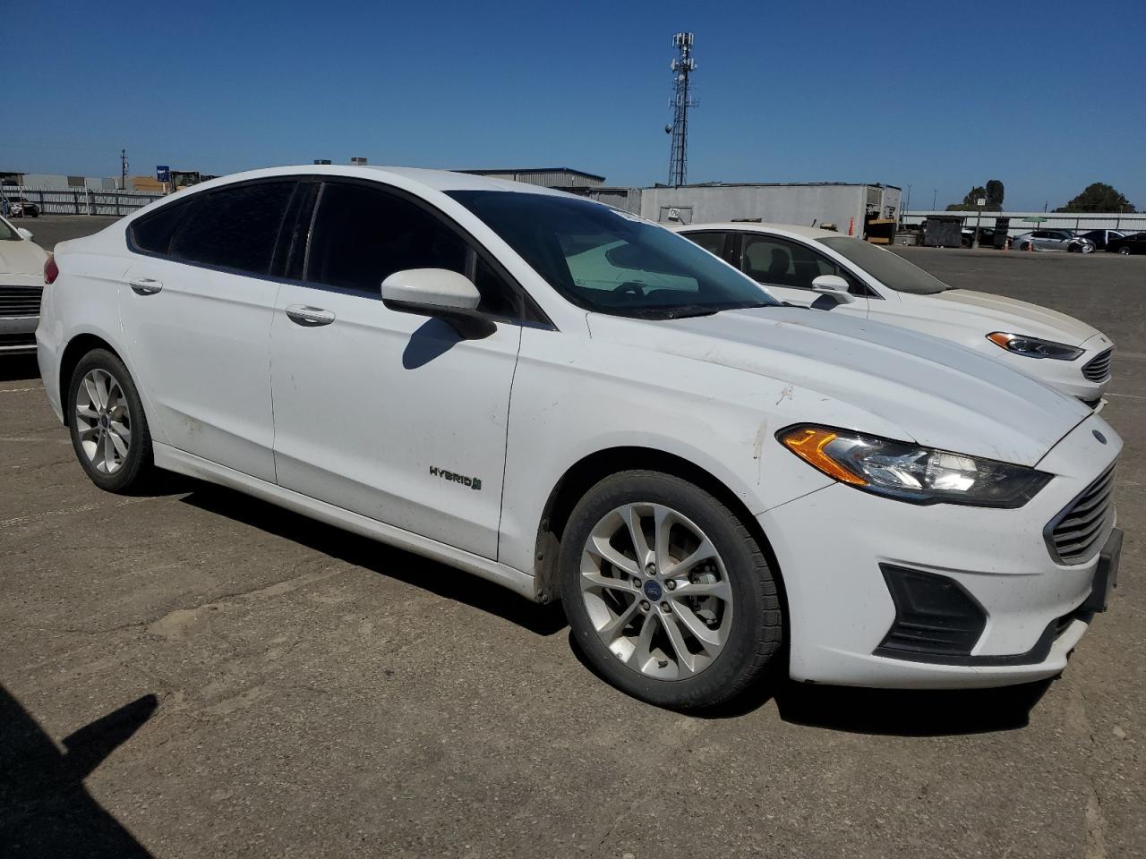 2019 Ford Fusion Se - zdjęcie 4