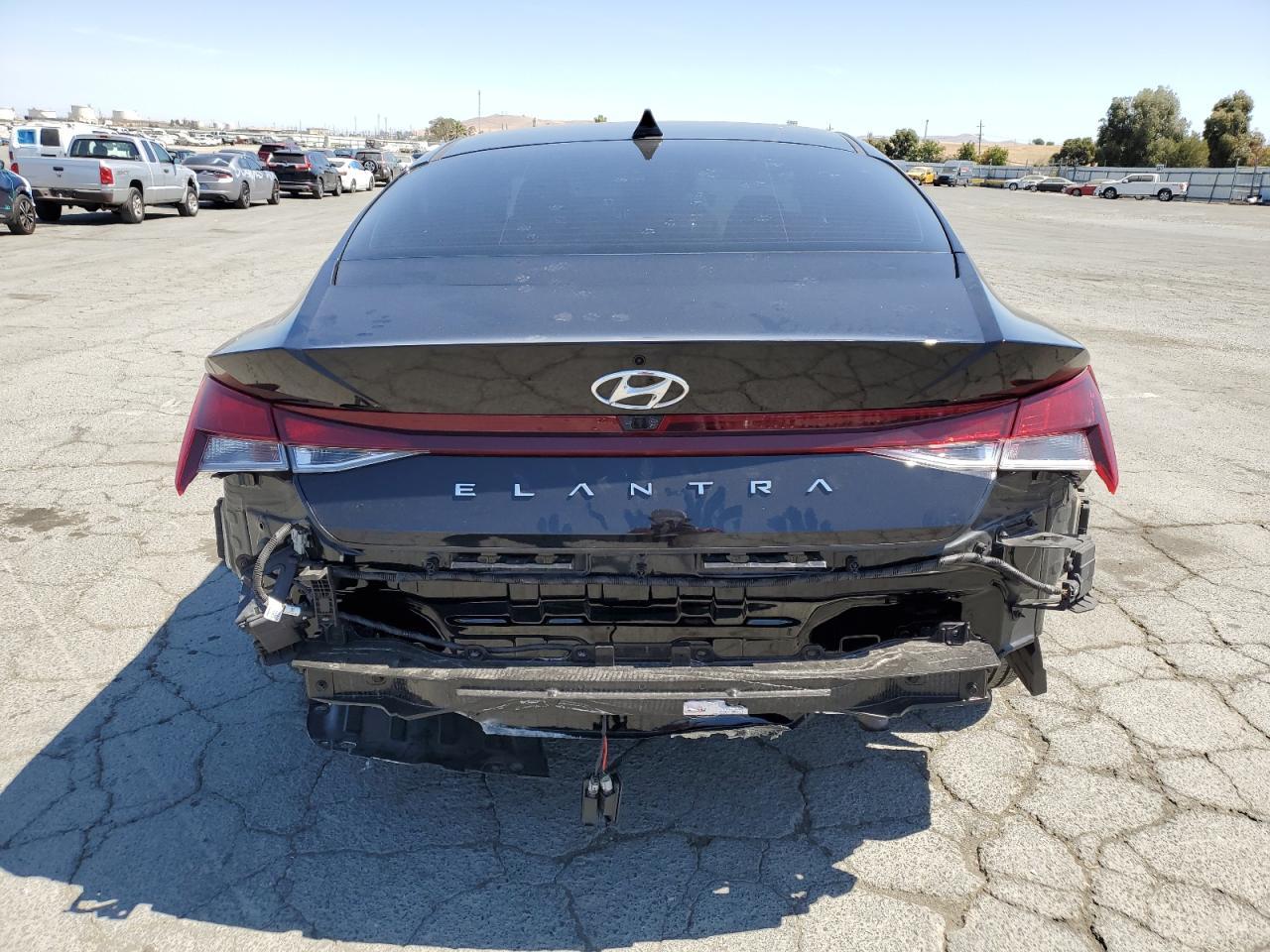 2021 Hyundai Elantra - zdjęcie 6