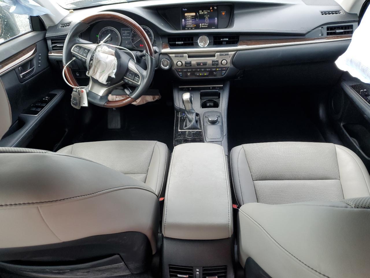 2017 Lexus ES - zdjęcie 8