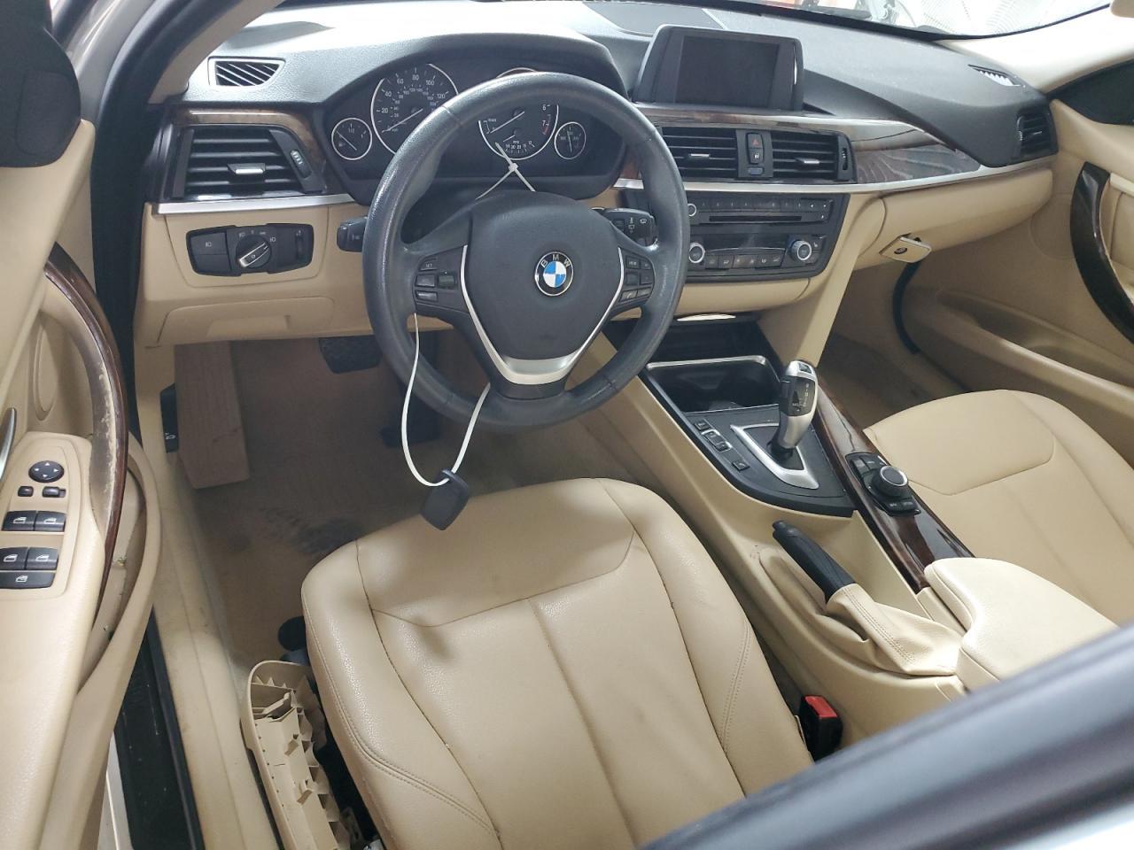2014 BMW Seria 3 - zdjęcie 8