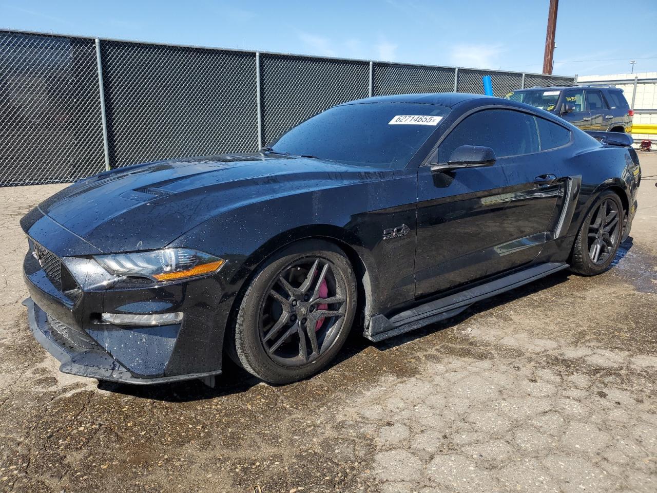 2020 Ford Mustang Gt - zdjęcie główne