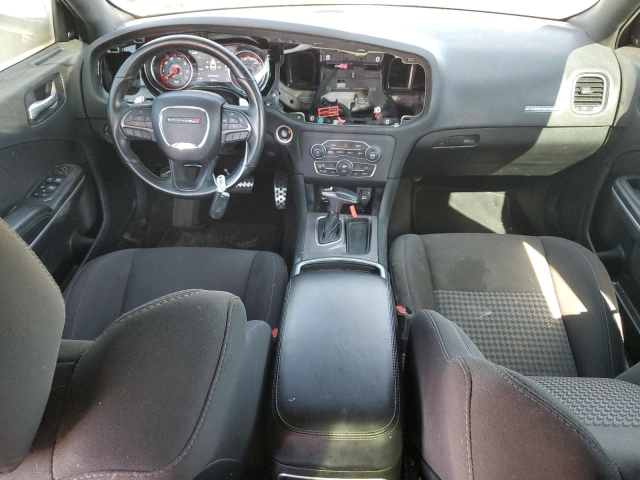 2019 Dodge Charger Scat Pack - zdjęcie 8