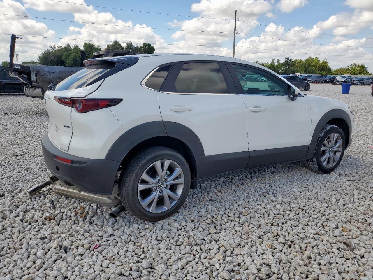 2021 Mazda CX-30 - zdjęcie 3