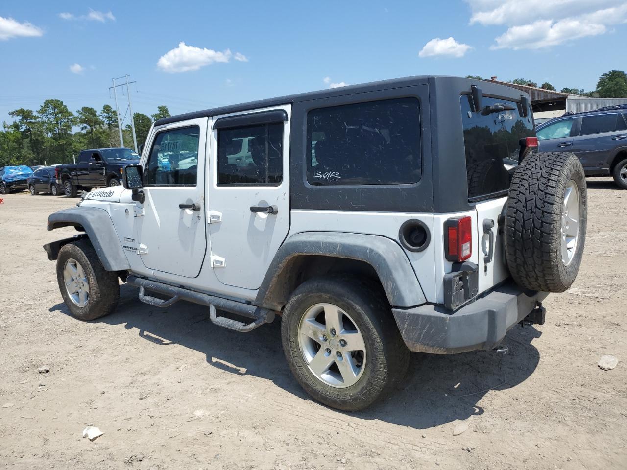 2014 Jeep Wrangler Unlimited Sport - zdjęcie 2