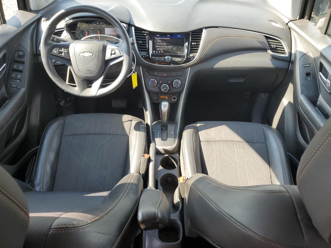 2021 Chevrolet Trax 1Lt - zdjęcie 8