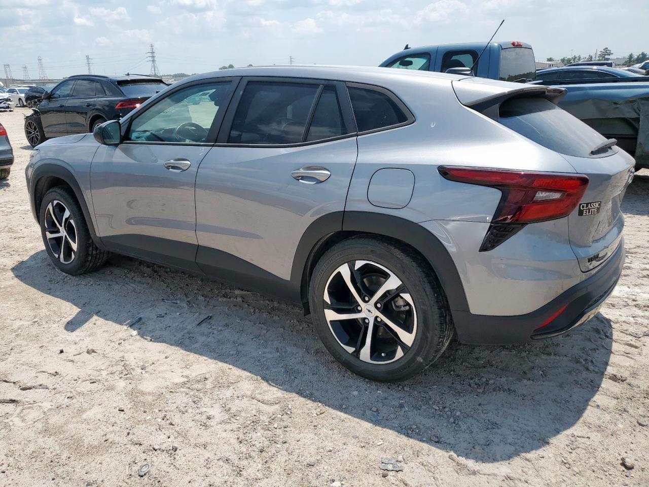 2024 Chevrolet Trax 1Rs - zdjęcie 2