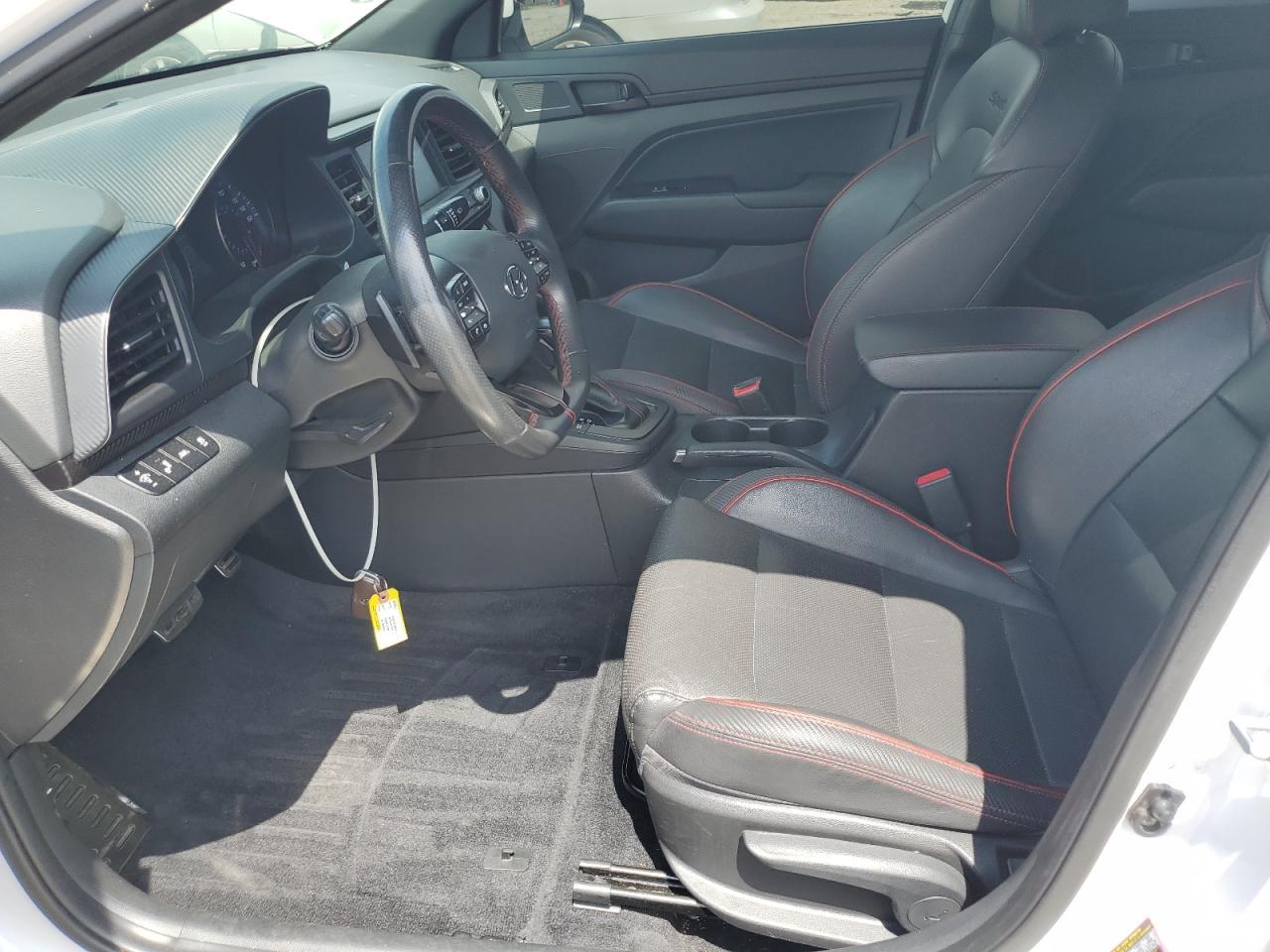 2020 Hyundai Elantra - zdjęcie 7