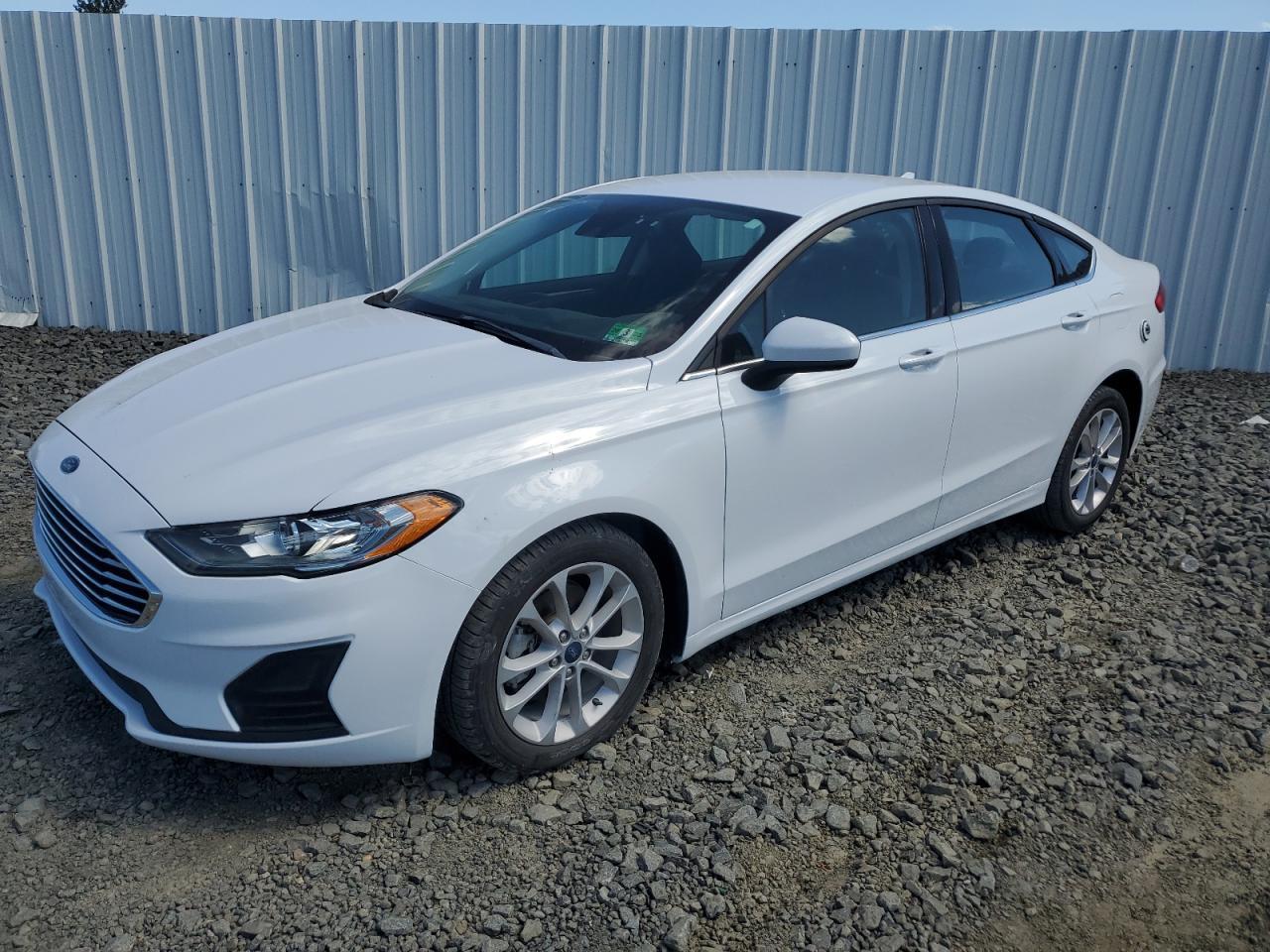 2020 Ford Fusion Se - zdjęcie główne