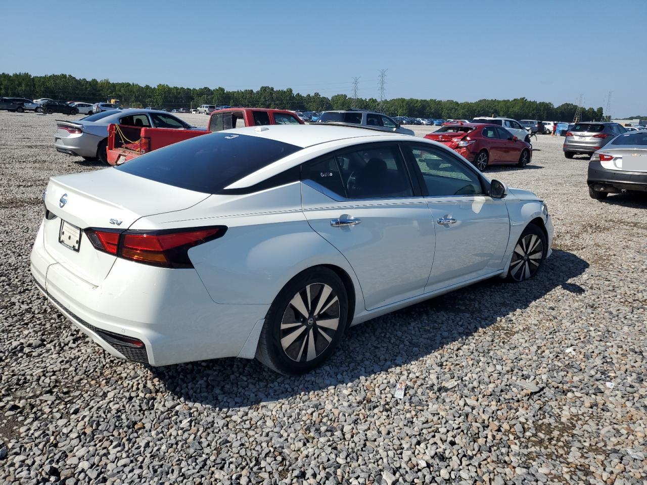 2022 Nissan Altima Sv - zdjęcie 3