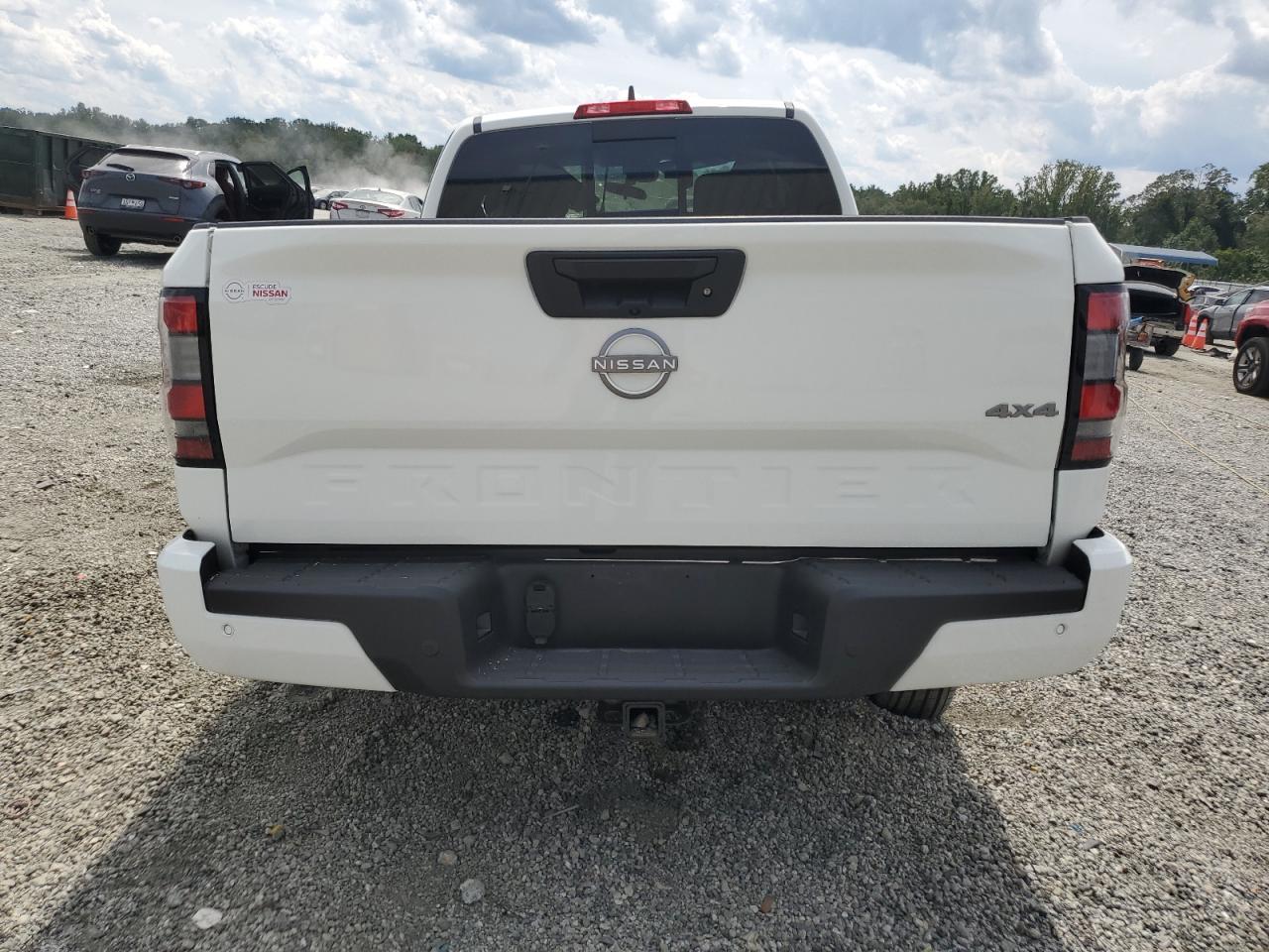 2025 Nissan Frontier S - zdjęcie 6