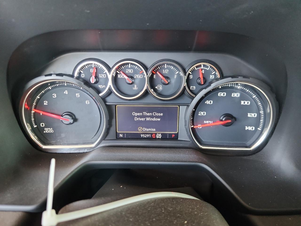 2021 Chevrolet Tahoe K1500 Z71 - zdjęcie 9