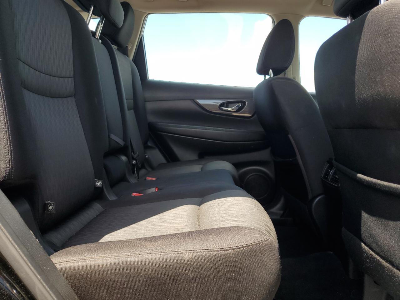 2018 Nissan Rogue S - zdjęcie 11