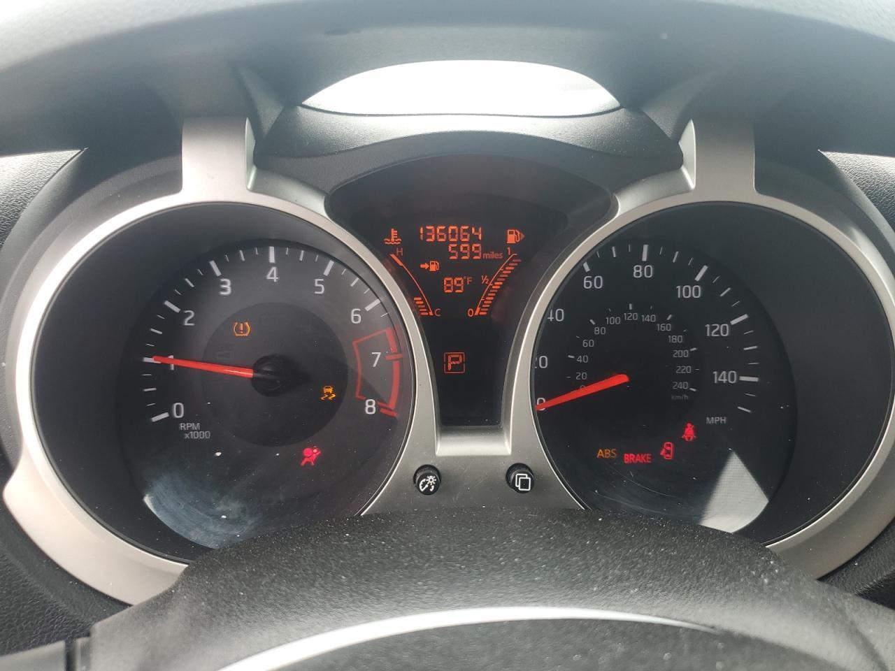 2015 Nissan Juke S - zdjęcie 9