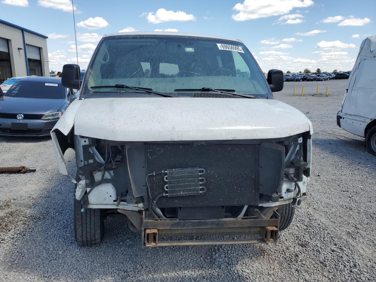 2013 Chevrolet Express G3500 - zdjęcie 5