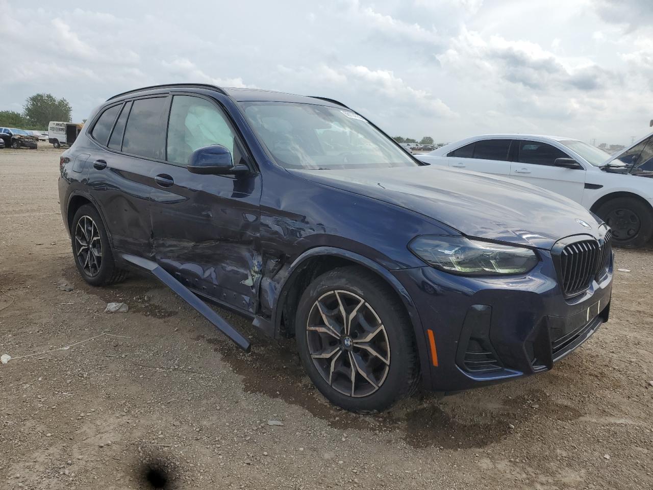 2022 BMW X3 xDrive30I - zdjęcie 4