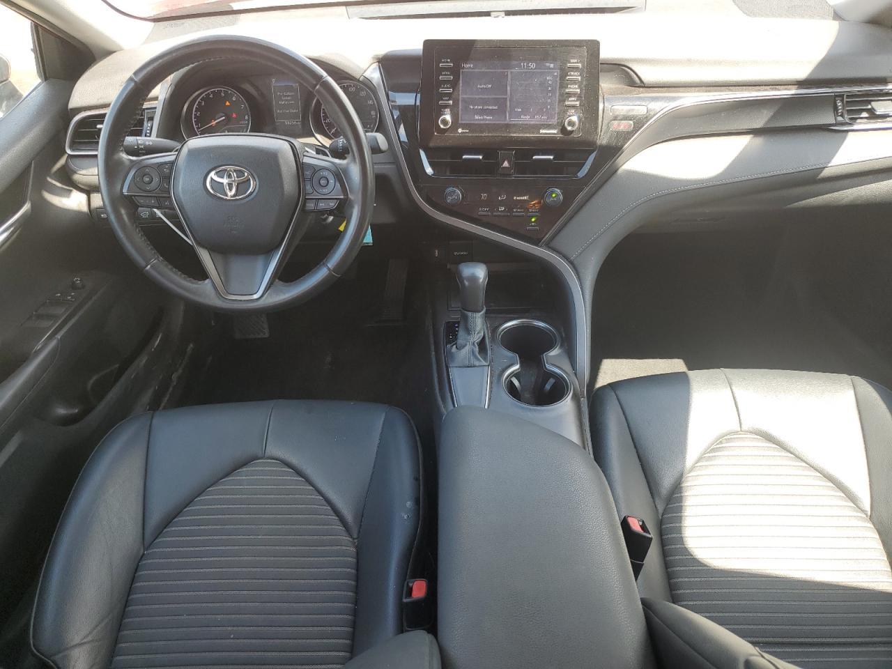 2021 Toyota Camry Se - zdjęcie 8