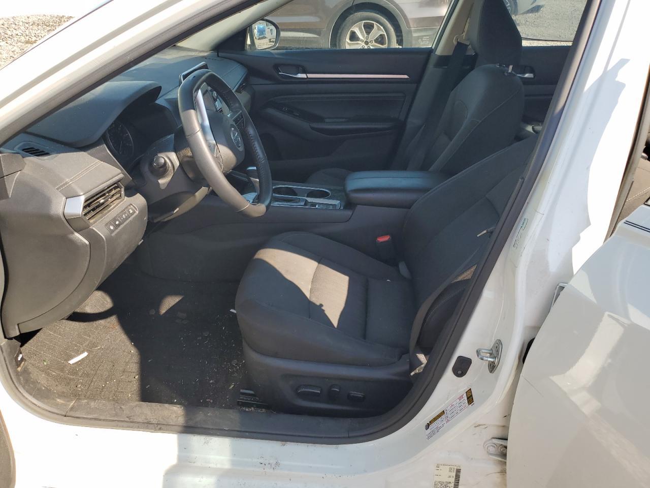 2022 Nissan Altima Sv - zdjęcie 7